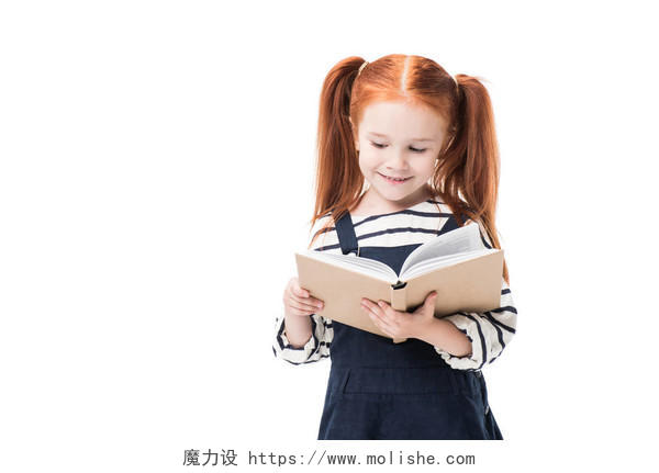 可爱微笑小学生在阅读书读书分相会阅读世界读书日